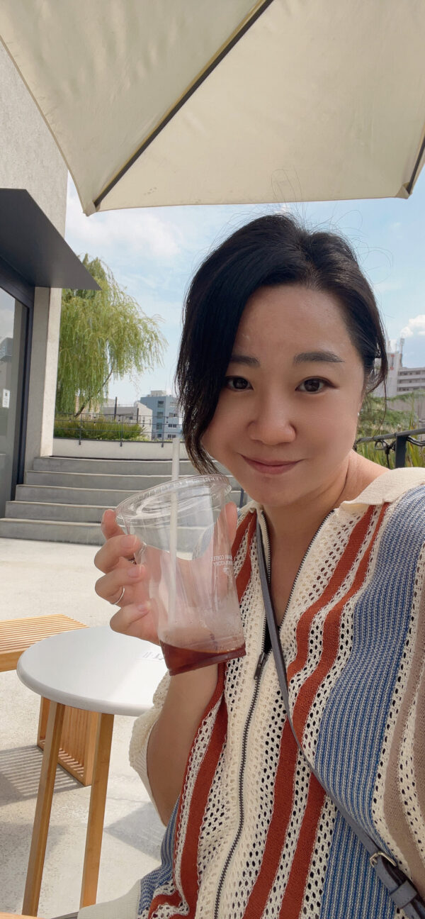 Vivian Lau